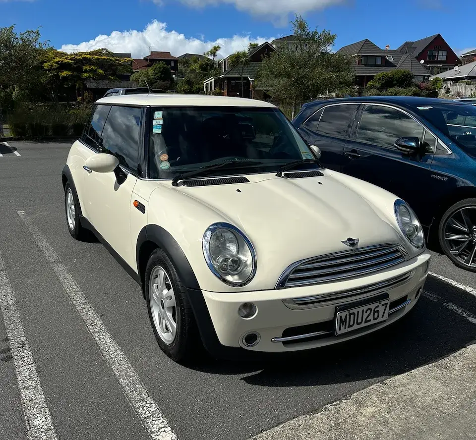 2006 MINI Cooper photo 1